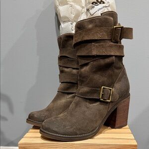 Jeffrey Campbell Suede Wrap Ankle Boots Fold Over Buckle Booties Size 7